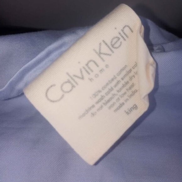 Calvin Klein Light Blue King Size 4-Piece Cotton Sheet Set - Picture 3 of 4